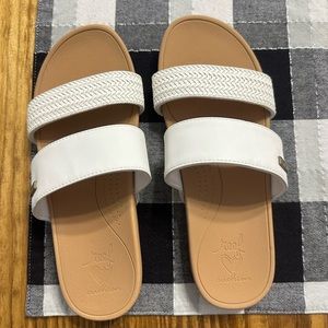 Reef sandals